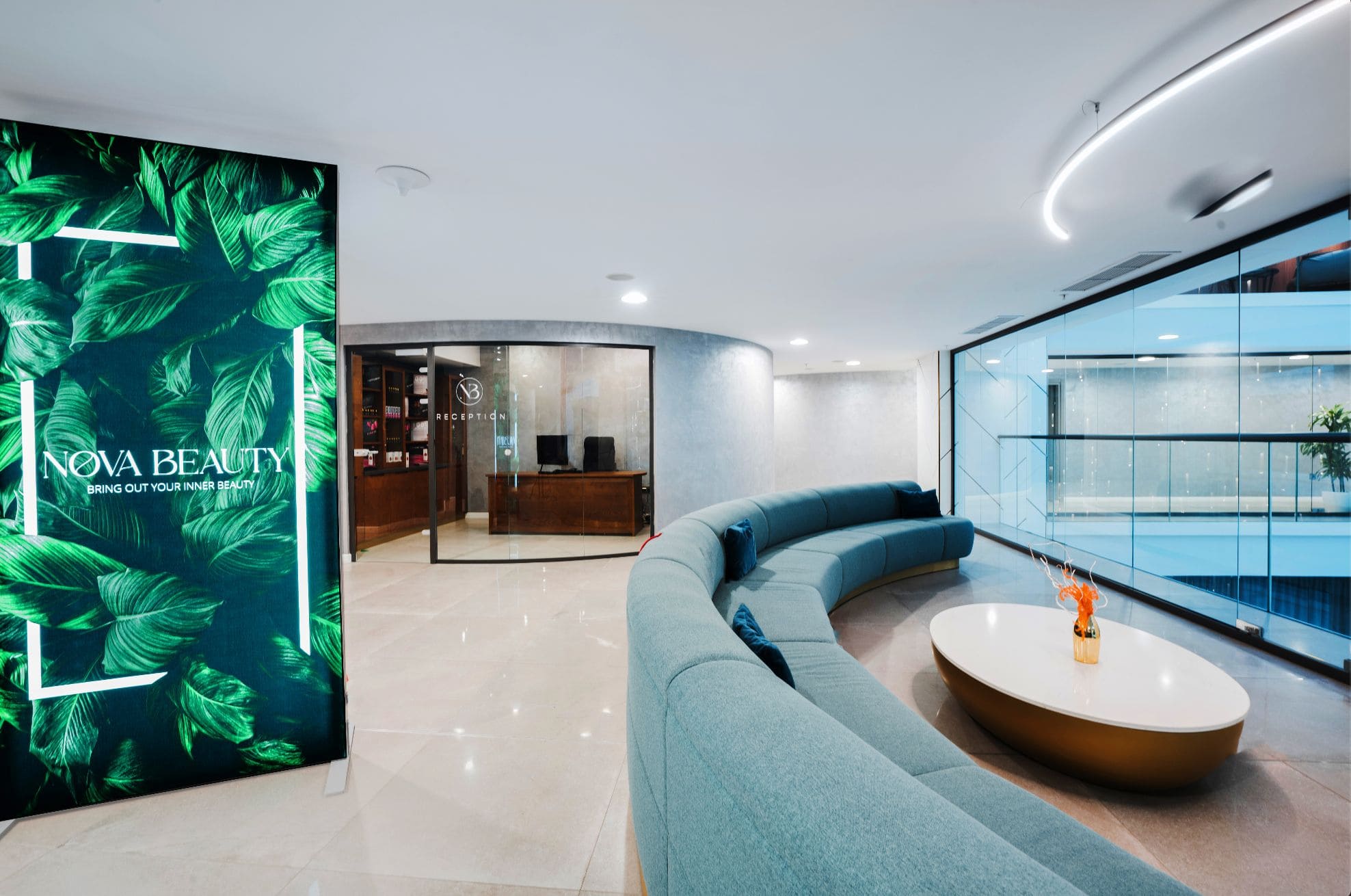 AF1QipMI_EjFaAfah0WupXFLRm7J7JLSF1DwPY-aARbW=s3072-w3072-h1406 (1)